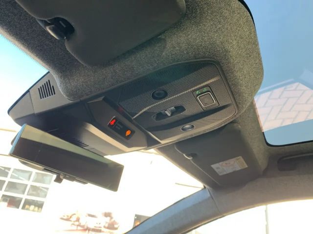 Renault Scenic Iconic