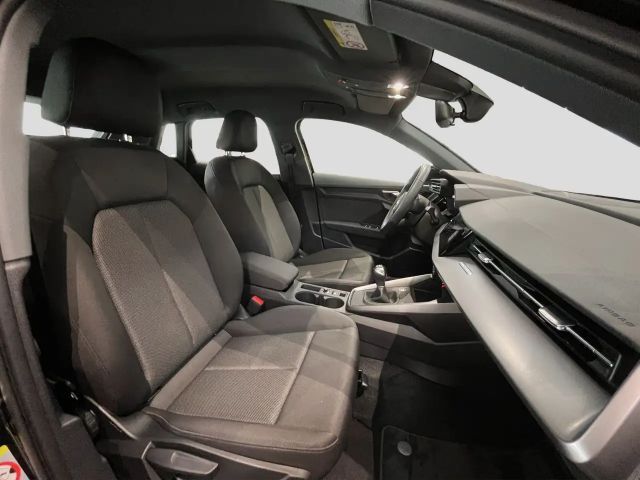 Audi A3 35 TFSI Sedan