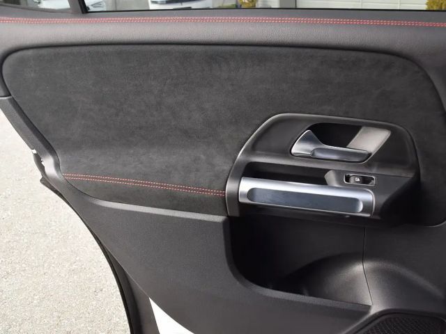 Mercedes-Benz GLB 35 AMG 4MATIC AMG Line