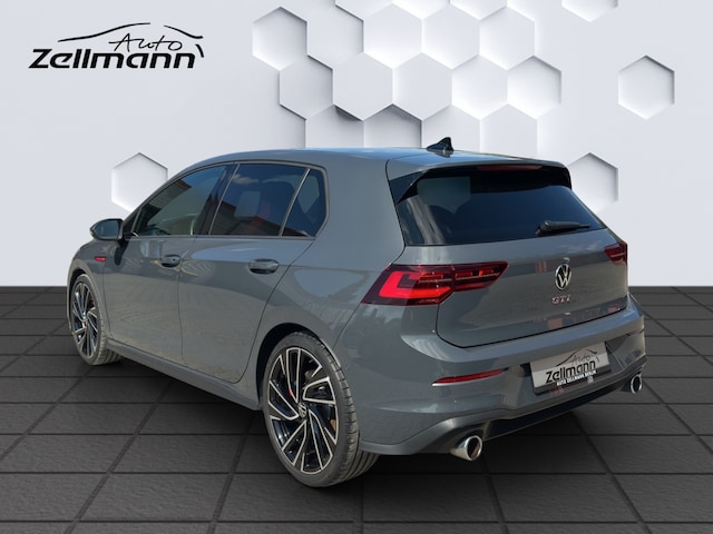 Volkswagen Golf 2.0 TSI Golf VIII