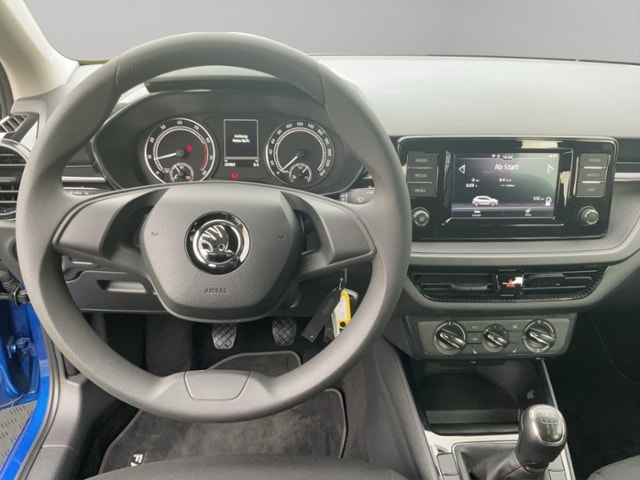 Skoda Fabia 1.0 MPI KLIMA+SITZHZG+PDC+BLUETOO+SMART LINK+LORDOSE+HILL HOLDER+AL LED ALU