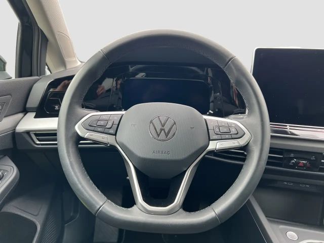 Volkswagen Golf 1.5 TSI Life Variant