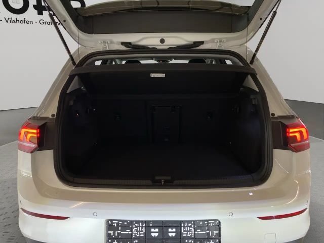 Volkswagen Golf 1.5 TSI BMT Golf VIII Life