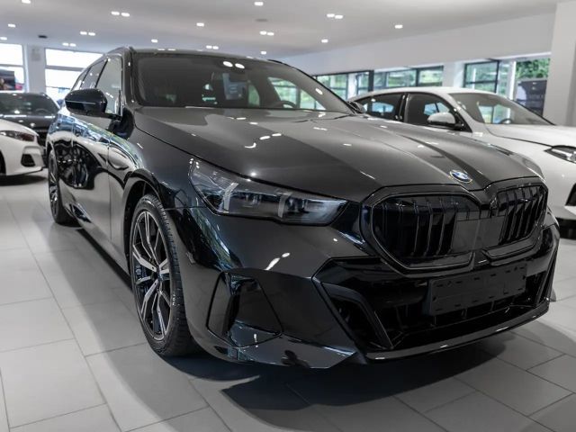 BMW 520 520d M-Sport Touring xDrive