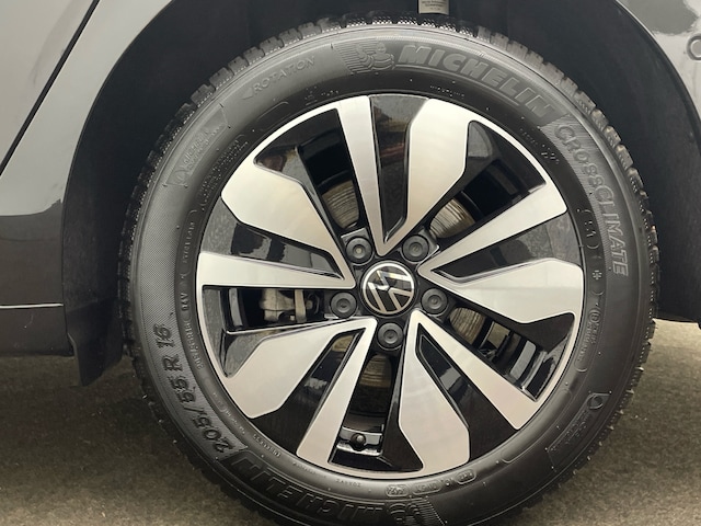 Volkswagen Golf 1.5 eTSI Golf VIII Variant