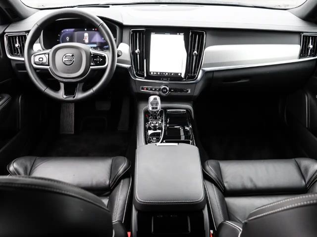 Volvo V90 AWD Dark Plus Recharge