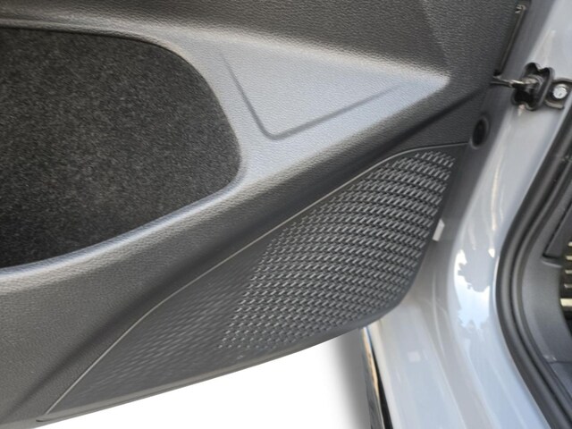 Volkswagen Golf 1.5 eTSI DSG Golf VIII R-Line