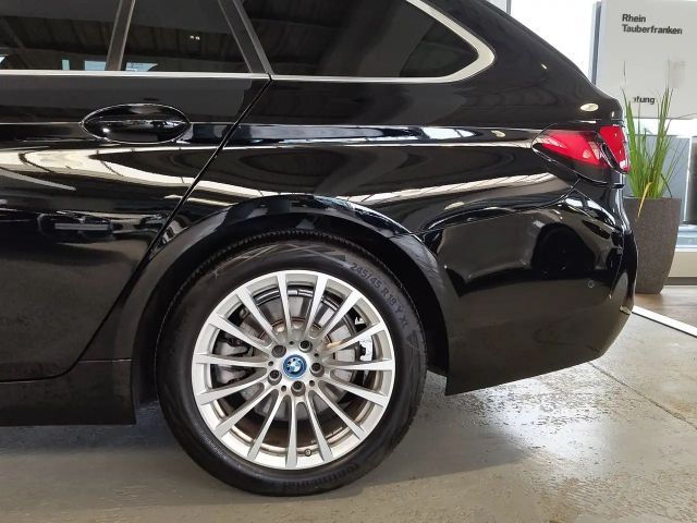 BMW 530 530e Touring xDrive