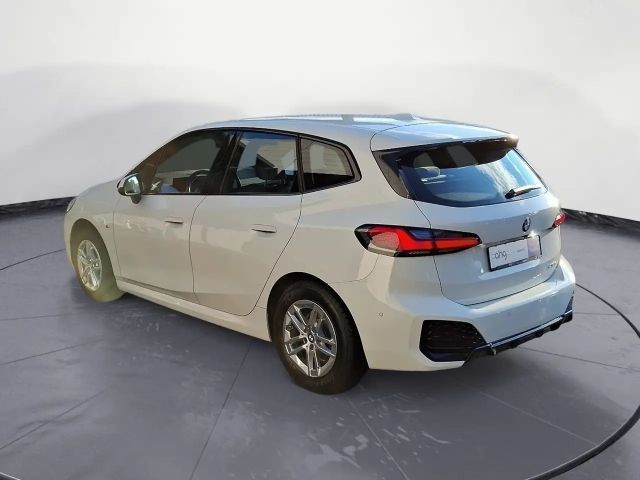 BMW 218 *M-Paket*LED*Navi*AHK*LED*DAB