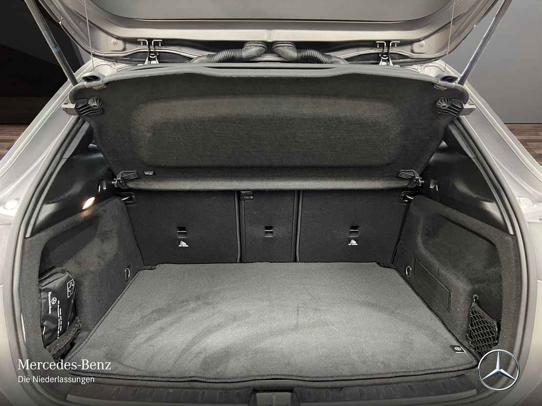 Mercedes-Benz GLA 220 GLA 220 d Progressive