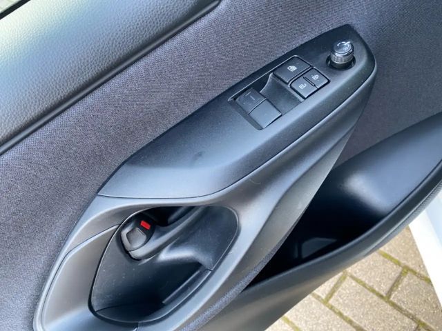 Toyota Yaris 1.0 VVT-i Hatchback