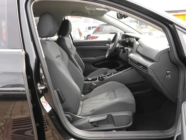 Volkswagen Golf DSG Golf VIII Style Variant