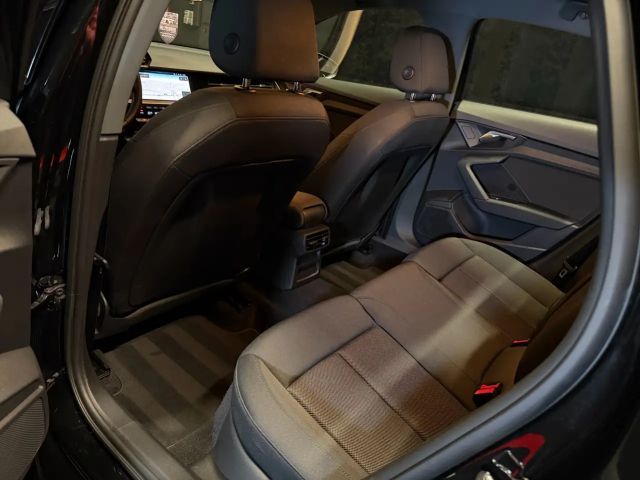 Audi A3 30 TDI Sedan