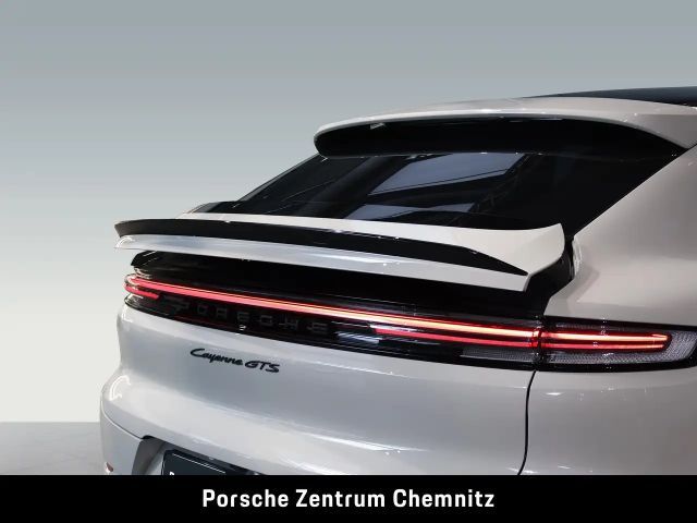 Porsche Cayenne 4 Coupé GTS