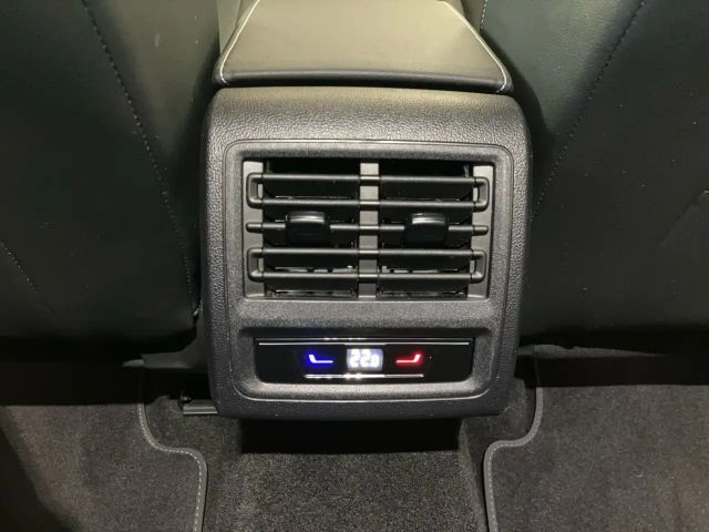 Volkswagen Golf 1,5 TSI Goal AHK Navi LED