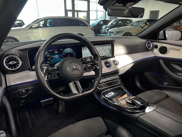 Mercedes-Benz E 200 AMG Line Cabriolet