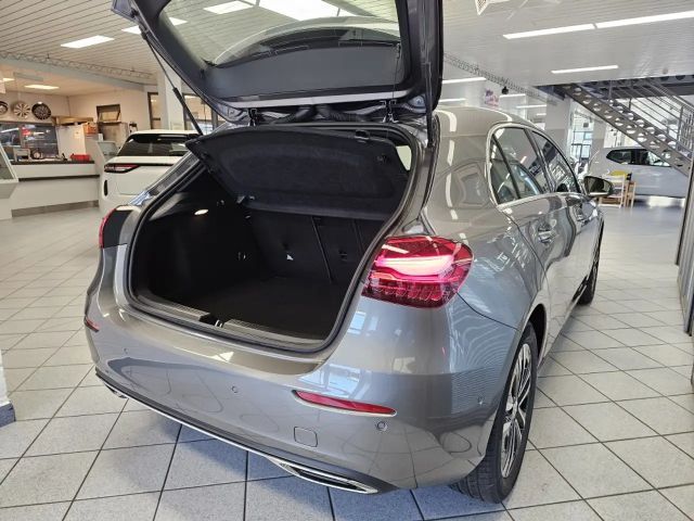 Mercedes-Benz A 180 Progressive