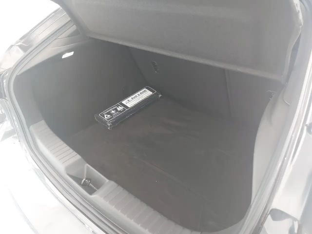 Mazda 3 Exclusive-line