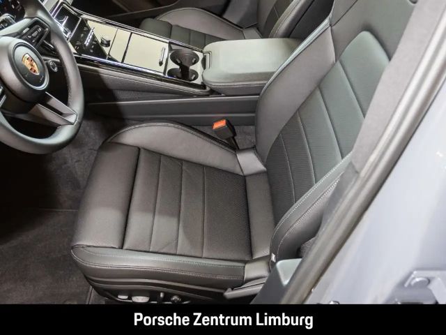 Porsche Panamera 4 E-Hybrid