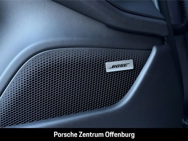 Porsche Taycan 4 Cross Turismo