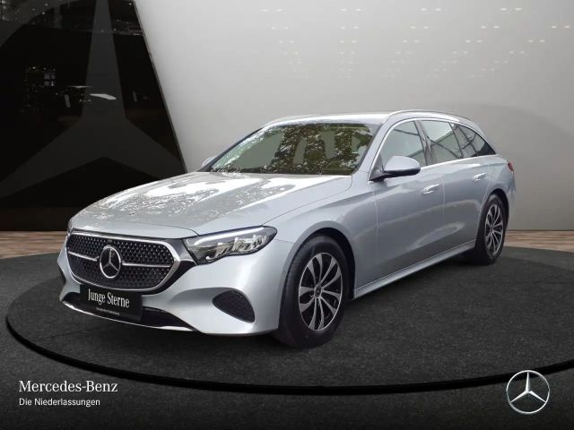 Mercedes-Benz E 200 AVANTGARDE Estate