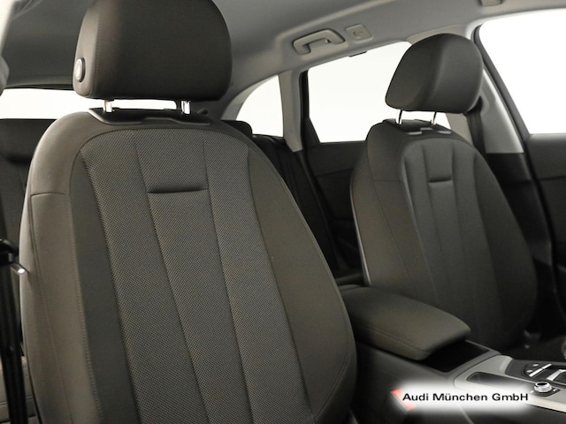 Audi A4 40 TFSI Avant S-Tronic