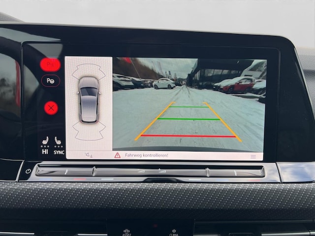 Volkswagen Golf 1.5 eTSI DSG R-Line