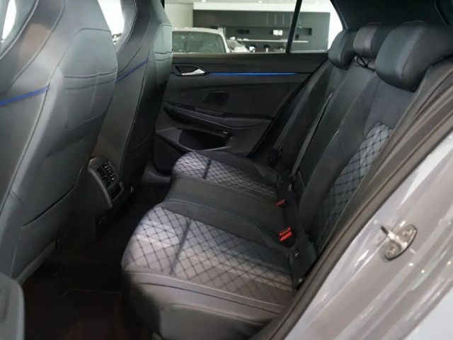 Volkswagen Golf 2.0 TDI DSG R-Line