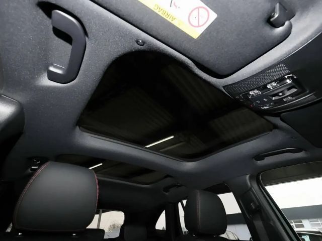 Mercedes-Benz GLA 200 AMG Line