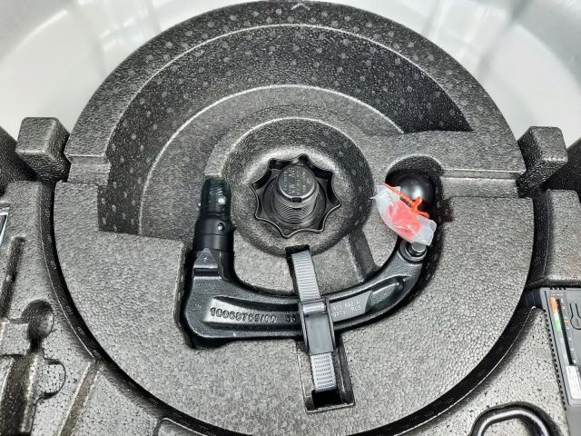 Volkswagen T-Roc IQ.Drive R-Line Style