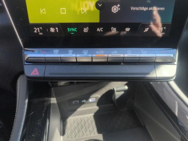 Renault Espace E-Tech Hybrid Techno