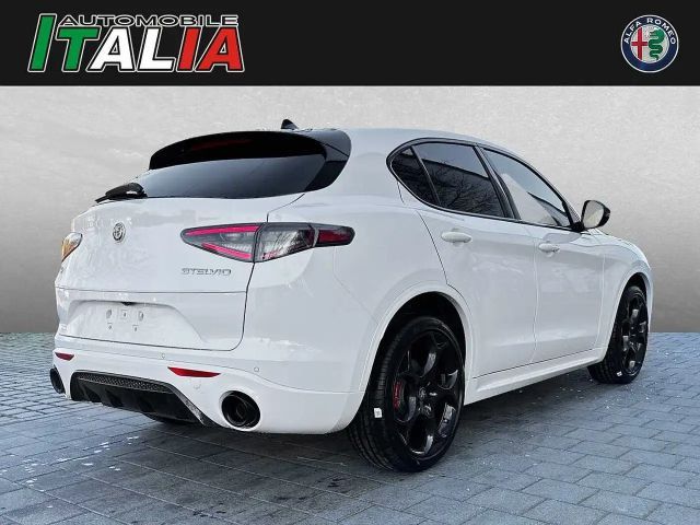 Alfa Romeo Stelvio Q4 Turbo