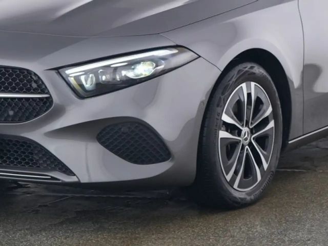 Mercedes-Benz A 220 4MATIC Progressive