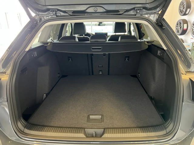 Volkswagen Golf 2.0 TDI DSG Golf VIII Variant