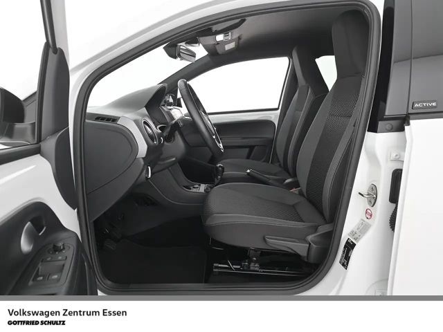 Volkswagen up! Active