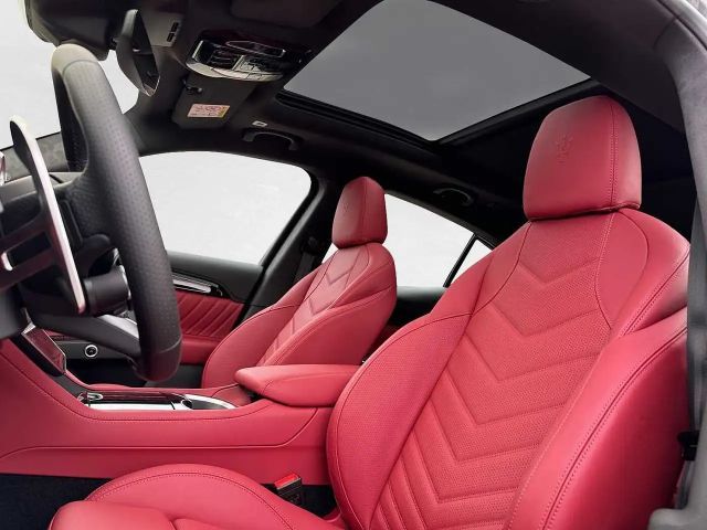 Maserati Grecale Modena