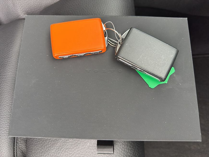 Volvo XC60 Dark Plus