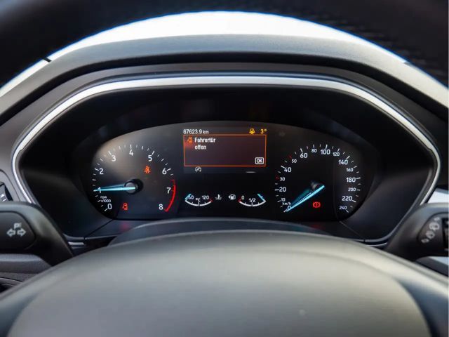 Ford Focus C & C 1.0L 125PS PDC KAMERA NAVI LED