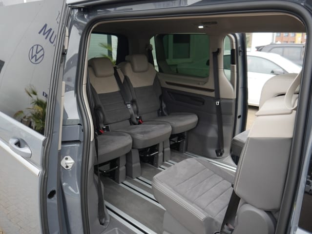 Volkswagen Multivan 2.0 TSI DSG Lang T7