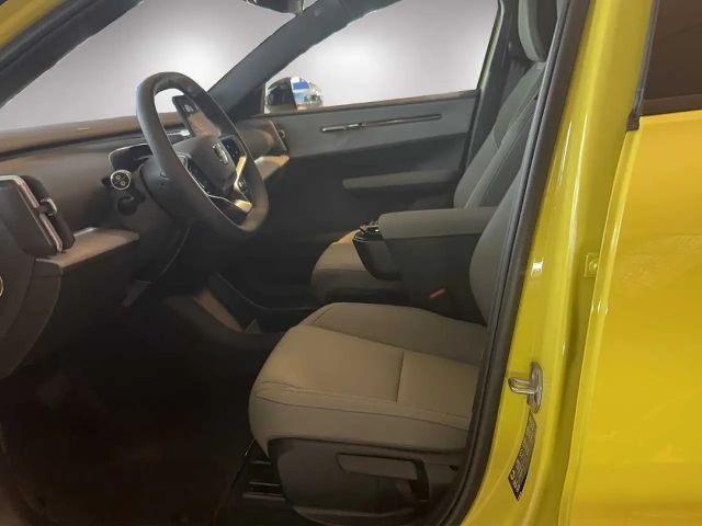 Volvo EX30 Extended range Plus Single motor