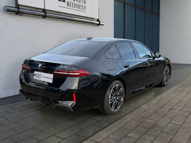 BMW 520 520i M-Sport Sedan