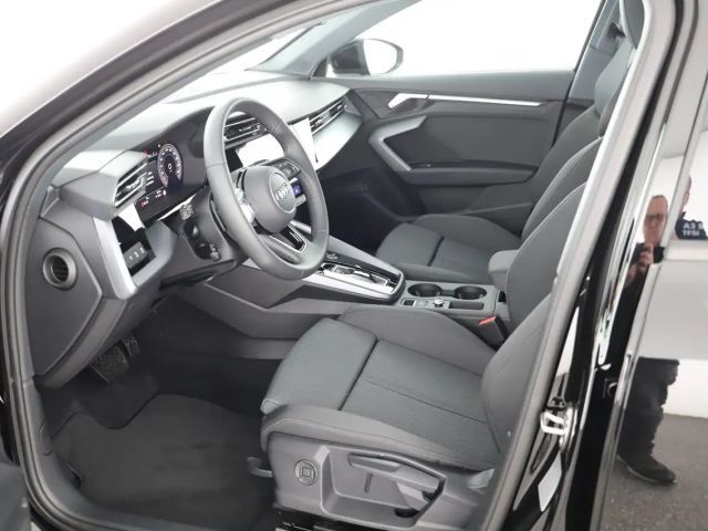 Audi A3 30 TFSI Sedan