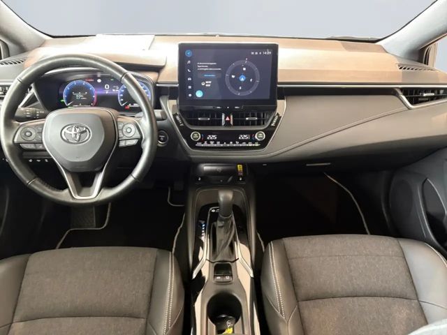 Toyota Corolla Hybride Team D