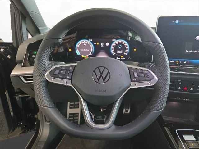 Volkswagen Golf DSG R-Line