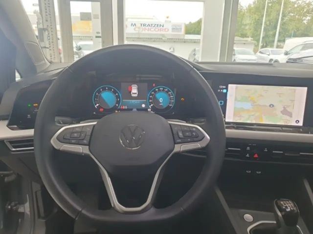 Volkswagen Golf 1.0 TSI Life Variant