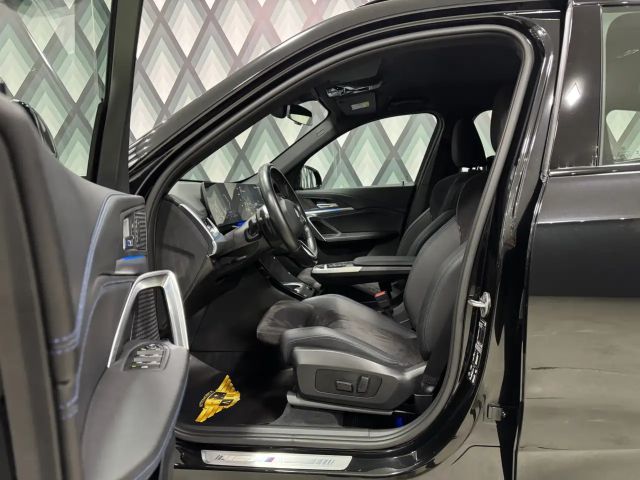 BMW X1 xDrive23d (U11) // M-PAKET // AHK // 1. BESITZ //