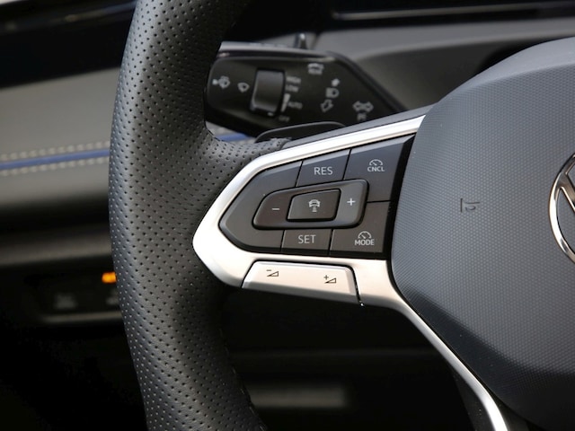 Volkswagen Tiguan 4Motion DSG R-Line