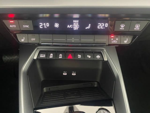 Audi A3 30 TFSI Sedan