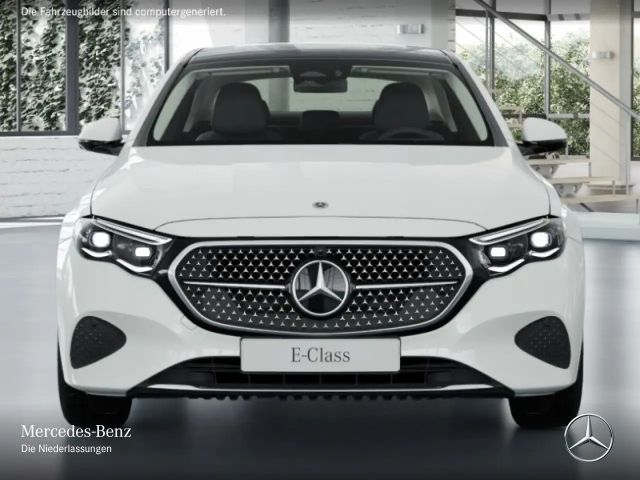 Mercedes-Benz E 200 AVANTGARDE Sedan