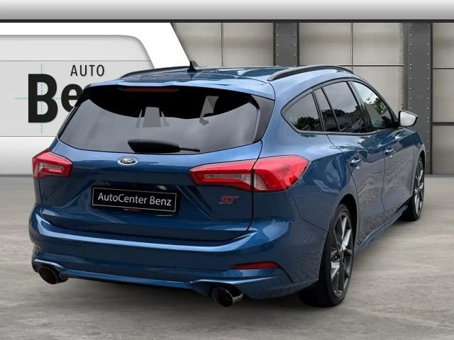 Ford Focus ST Line